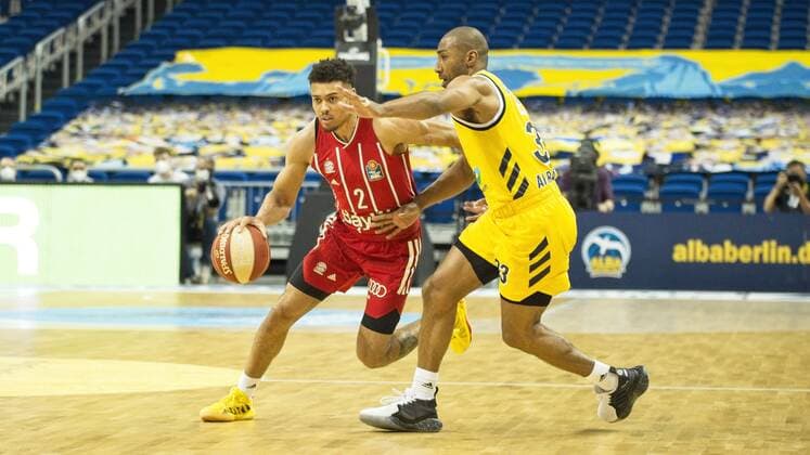 v l Wade Baldwin Bayern 2, Jayson Granger Alba 33, 09 06 2021, BBL, Alba Berlin vs FC Bayern Final Game 1, at Mercedes Benz Arena, GER, Berlin, 09 06 2021, BBL, Alba vs FC Bayern Game 1 Playoff Berlin Copyright: xUwexKoch Eibner-Pressefotox EP_UKH