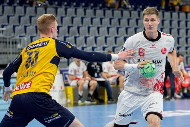 f left Ymir Örn Gislason RNL, 33 , Finn Lemke MTM, 6 , action, game scene, 13 06 2021, Mannheim Germany , Handball, Bundesliga, Rhein Neckar Löwen MT Melsungen xozx