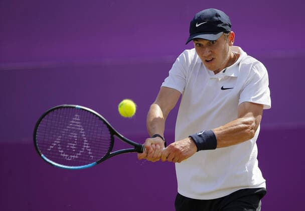 Mandatory Credit: Photo by Ella Ling BPI Shutterstock (12084430at) Jack Draper of Great Britain in action Cinch Championships, Day Three, Tennis, Queens Club, London, UK - 16 June 2021 EDITORIAL USE ONLY No use with unauthorised audio, video, data, fixture lists, club league logos or live services. Online in-match use limited to 120 images, no video emulation. No use in betting, games or single club league player publications. Cinch Championships, Day Three, Tennis, Queens Club, London, UK - 16 June 2021 EDITORIAL USE ONLY No use with unauthorised audio, video, data, fixture lists, club league logos or live services. Online in-match use limited to 120 images, no video emulation. No use in betting, games or single club league player publications. Copyright: xEllaxLing BPI Shutterstockx 12084430at