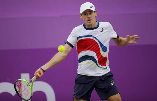 Mandatory Credit: Photo by Ella Ling BPI Shutterstock (12115521k) Alex de Minaur of Australia in action Cinch Championships, Day Six, Tennis, Queens Club, London, UK - 19 June 2021 EDITORIAL USE ONLY No use with unauthorised audio, video, data, fixture lists, club league logos or live services. Online in-match use limited to 120 images, no video emulation. No use in betting, games or single club league player publications. Cinch Championships, Day Six, Tennis, Queens Club, London, UK - 19 June 2021 EDITORIAL USE ONLY No use with unauthorised audio, video, data, fixture lists, club league logos or live services. Online in-match use limited to 120 images, no video emulation. No use in betting, games or single club league player publications. Copyright: xEllaxLing BPI Shutterstockx 12115521k