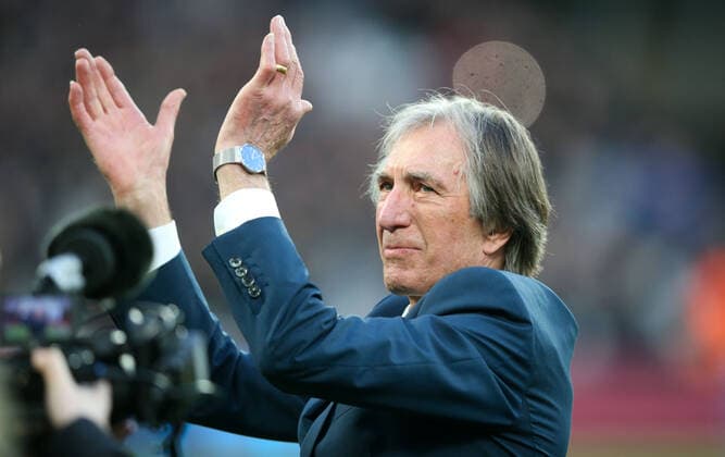 Mandatory Credit: Photo by Andrew Fosker BPI Shutterstock (10128860ay) A tearful Billy Bonds is introduced to the crowd as West Ham name a stand after him West Ham United v Newcastle United, Premier League, Football, London Stadium, London, UK - 02 Mar 2019 EDITORIAL USE ONLY No use with unauthorised audio, video, data, fixture lists (outside the EU), club league logos or live services. Online in-match use limited to 45 images (+15 in extra time). No use to emulate moving images. No use in betting, games or single club league player publications services. West Ham United v Newcastle United, Premier League, Football, London Stadium, London, UK - 02 Mar 2019 EDITORIAL USE ONLY No use with unauthorised audio, video, data, fixture lists (outside the EU), club league logos or live services. Online in-match use limited to 45 images (+15 in extra time). No use to emulate moving images. No use in betting, games or Copyright: xAndrewxFosker BPI Shutterstockx 10128860ay