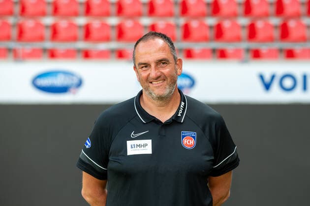 Frank Schmidt, Coach FC Heidenheim , GER, 1 FC Heidenheim 1846 e V , Football, 2 Bundesliga, Player portraits, Release, Season 2021 2022, 20 07 2021, GER, 1 FC Heidenheim 1846 e V , Football, 2 Bundesliga, Player portraits, Release, Season 2021 2022, 20 07 2021 Heidenheim Copyright: xEibner-Pressefotox EP_EER