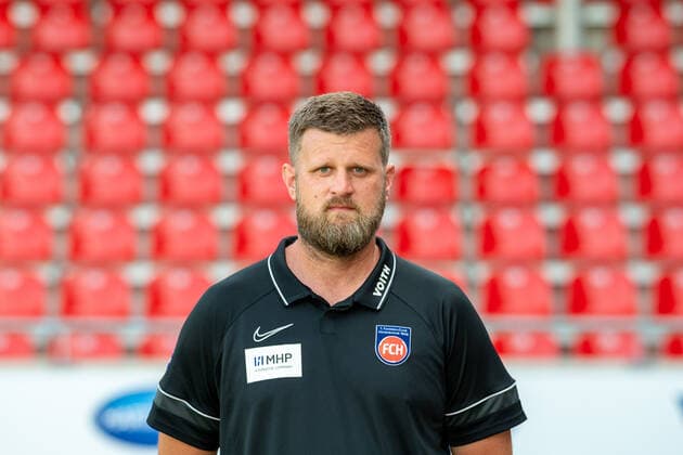 Marc Weiss Physiotherapist , GER, 1 FC Heidenheim 1846 e V , Football, 2 Bundesliga, Player Portraits, Release, Season 2021 2022, 20 07 2021, GER, 1 FC Heidenheim 1846 e V , Football, 2 Bundesliga, Player Portraits, Release, Season 2021 2022, 20 07 2021 Heidenheim Copyright: xEibner-Pressefotox EP_EER