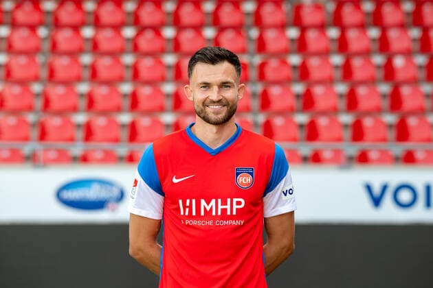 Denis Thomalla FC Heidenheim, 11 , GER, 1 FC Heidenheim 1846 e V , Football, 2 Bundesliga, Player portraits, Release, Season 2021 2022, 20 07 2021, GER, 1 FC Heidenheim 1846 e V , Football, 2 Bundesliga, Player portraits, Release, Season 2021 2022, 20 07 2021 Heidenheim Copyright: xEibner-Pressefotox EP_EER