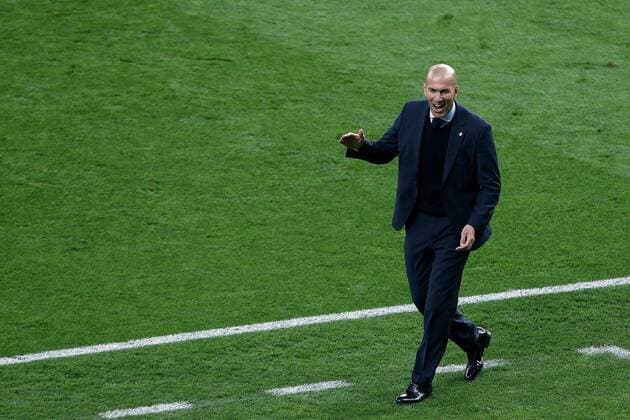 Mandatory Credit: Photo by Matt West BPI Shutterstock (9694071eo) Real Madrid manager Zinedine Zidane celebrates the second goal scored by Gareth Bale of Real Madrid Real Madrid v Liverpool, UEFA Champions League Final, Olimpiyskiy National Sports Complex Stadium, Kiev, UA, 26 May 2018 Real Madrid v Liverpool, UEFA Champions League Final, Olimpiyskiy National Sports Complex Stadium, Kiev, UA, 26 May 2018 Copyright: xMattxWest BPI Shutterstockx 9694071eo