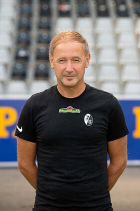 Patrick Baier SC Freiburg, Co Trainer , GER, SC Freiburg, 29 07 2021, Media Day Fussball Bundesliga, Spielzeit 2021 2022 DFL REGULATIONS PROHIBIT ANY USE OF PHOTOGRAPHS AS IMAGE SEQUENCES AND OR uerthQUASI VIDEO GER, SC Freiburg, 29 07 2021, Media Day Fussball Bundesliga, Spielzeit 2021 2022 Freiburg Copyright: xEibnerxPressefotox EP_EER