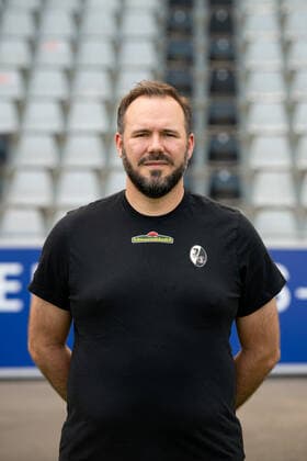 Florian Mack SC Freiburg, Physiotherapist , GER, SC Freiburg, 29 07 2021, Media Day Fussball Bundesliga, Spielzeit 2021 2022 DFL REGULATIONS PROHIBIT ANY USE OF PHOTOGRAPHS AS IMAGE SEQUENCES AND OR uerthQUASI VIDEO GER, SC Freiburg, 29 07 2021, Media Day Fussball Bundesliga, Spielzeit 2021 2022 Freiburg Copyright: xEibnerxPressefotox EP_EER