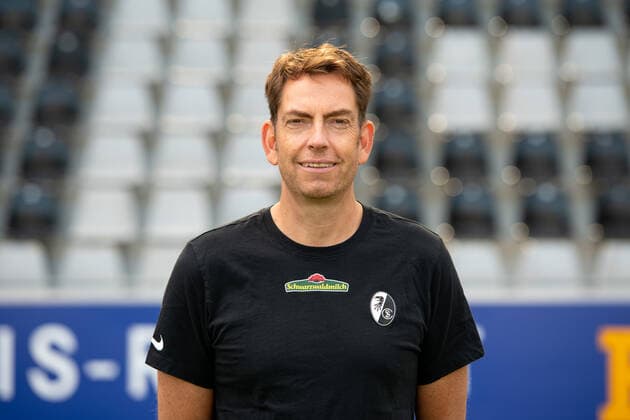 Markus Behrens SC Freiburg, Physiotherapist , GER, SC Freiburg, 29 07 2021, Media Day Fussball Bundesliga, Spielzeit 2021 2022 DFL REGULATIONS PROHIBIT ANY USE OF PHOTOGRAPHS AS IMAGE SEQUENCES AND OR uerthQUASI VIDEO GER, SC Freiburg, 29 07 2021, Media Day Fussball Bundesliga, Spielzeit 2021 2022 Freiburg Copyright: xEibnerxPressefotox EP_EER