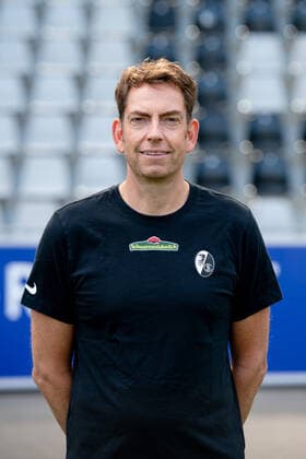 Markus Behrens SC Freiburg, Physiotherapist , GER, SC Freiburg, 29 07 2021, Media Day Fussball Bundesliga, Spielzeit 2021 2022 DFL REGULATIONS PROHIBIT ANY USE OF PHOTOGRAPHS AS IMAGE SEQUENCES AND OR uerthQUASI VIDEO GER, SC Freiburg, 29 07 2021, Media Day Fussball Bundesliga, Spielzeit 2021 2022 Freiburg Copyright: xEibnerxPressefotox EP_EER
