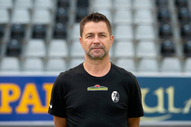 Stefan Spohn SC Freiburg, Bus Driver , GER, SC Freiburg, 29 07 2021, Media Day Fussball Bundesliga, Spielzeit 2021 2022 DFL REGULATIONS PROHIBIT ANY USE OF PHOTOGRAPHS AS IMAGE SEQUENCES AND OR uerthQUASI VIDEO GER, SC Freiburg, 29 07 2021, Media Day Fussball Bundesliga, Spielzeit 2021 2022 Freiburg Copyright: xEibnerxPressefotox EP_EER