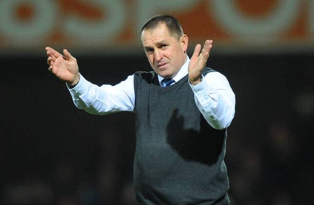 Fußball, Trainerhistorie Brentford FC von 1903 bis heute Mandatory Credit: Photo by Kevin Quigley ANL Shutterstock (9337880a) Martin Allen Applauds The Brentford Fans. Emirates Fa Cup Brentford V Eastleigh 7 1 17. Behind The Scenes Of Eastleigh With Sam Cunningham. Picture; Kevin Quigley daily Mail. Martin Allen Applauds The Brentford Fans. Emirates Fa Cup Brentford V Eastleigh 7 1 17. Behind The Scenes Of Eastleigh With Sam Cunningham. Picture; Kevin Quigley daily Mail. EDITORIAL USE ONLY No use with unauthorised audio, video, data, fixture lists (outside the EU), club league logos or live services. Online in-match use limited to 45 images (+15 in extra time). No use to emulate moving images. No use in betting, games or single club league player publications services. Martin Allen Applauds The Brentford Fans. Emirates Fa Cup Brentford V Eastleigh 7 1 17. Behind The Scenes Of Eastleigh With Sam Cunningham. Picture; Kevin Quigley daily Mail. EDITORIAL USE ONLY No use with unauthorised audio, video, data, fixture lists (outside the EU), club league logos or live services. Online in-match use limited to 45 images (+15 in extra time). No use to emulate moving images. No use in betting, games or Copyright: xKevinxQuigley ANL Shutterstockx 9337880a