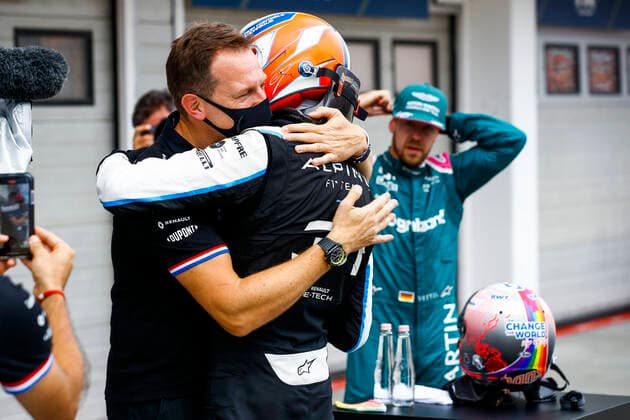 OCON Esteban (fra), Alpine F1 A521, portrait celebrates his win during the Formula 1 Magyar Nagydij 2021, Hungarian Grand Prix, 11th round of the 2021 FIA Formula One World Championship, WM, Weltmeisterschaft from July 30 to August 1, 2021 on the Hungaroring, in Mogyorod, near Budapest, Hungary - FORMULE 1 : Grand Prix de Hongrie - Course - 01 08 2021 DPPI PANORAMIC _B3_5984