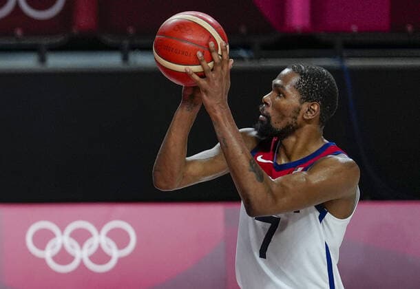 Mandatory Credit: Photo by Dave Shopland Shutterstock (12249257bw) Kevin Durant of the United States (USA) in action France v United States, Basketball, Men s final, Tokyo Olympic Games, Olympische Spiele, Olympia, OS 2020, Saitama Super Arena, Japan - 07 Aug 2021 France v United States, Basketball, Men s final, Tokyo Olympic Games 2020, Saitama Super Arena, Japan - 07 Aug 2021 Copyright: xDavexShopland Shutterstockx 12249257bw