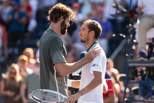 August 15, 2021, TORONTO, ON, CAN: Russia s Daniil Medvedev, right, is congratulated by Reilly Opelka, of the United States, after his 6-4, 6-3 victory to win the National Bank Open men s final in Toronto on Sunday, Aug. 15, 2021. Daniil Medvedev; Reilly Opelka - ZUMAc35_ 20210815_zaf_c35_100 Copyright: xChrisxYoungx
