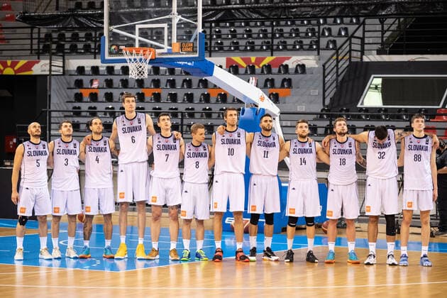 17 08 2021, Skoplje, Jane Sandanski Arena, World Cup European Pre Qualifiers Slovakia Switzerland, team Slowakia during the national anthem before the game From the left 5 Simon Krajcovic Slovakia , 3 Matej Majercak Slovakia , 4 Mario Ihring Slovakia , 6 Michael Fusek Slovakia , 7 Matus Hronsky Slovakia , 8 Robert Rozanek Slovakia , 10 Vladimir Brodziansky Slovakia , 11 Richard Körner Slovakia , 14 David Abrham Slovakia , 18 Jakub Mokran Slovakia , 32 Jakub Petras Slovakia and 88 Timotej Malovec Slovakia Skoplje Skoplje North Macedonia Copyright: xJustPictures.ch NikolaxKrsticx