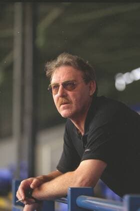 Fußball, Trainerhistorie Wolverhampton Wanderers von 1877 bis heute Mandatory Credit: Photo by Andy Hooper Daily Mail Shutterstock (1143231a) Kevin Beattie Ex Ipswich And England Footballer. Invalided Out Of The Game At 28 With A Serious Knee Injury. Kevin Beattie Ex Ipswich And England Footballer. Invalided Out Of The Game At 28 With A Serious Knee Injury. EDITORIAL USE ONLY No use with unauthorised audio, video, data, fixture lists (outside the EU), club league logos or live services. Online in-match use limited to 45 images (+15 in extra time). No use to emulate moving images. No use in betting, games or single club league player publications services. Kevin Beattie Ex Ipswich And England Footballer. Invalided Out Of The Game At 28 With A Serious Knee Injury. EDITORIAL USE ONLY No use with unauthorised audio, video, data, fixture lists (outside the EU), club league logos or live services. Online in-match use limited to 45 images (+15 in extra time). No use to emulate moving images. No use in betting, games or Copyright: xAndyxHooper DailyxMail Shutterstockx 1143231a