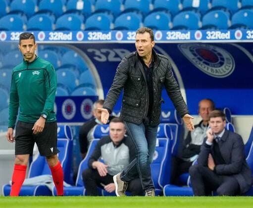 Mandatory Credit: Photo by Stuart Wallace Shutterstock (12337253bw) Alashkert Manager Aleksandr Grigoryan Rangers v Alashkert, UEFA Europa League Qualifying Play-off, Ibrox Staiudm, Glasgow, Scotland, UK - 19 Aug 2021 Editorial use only Rangers v Alashkert, UEFA Europa League Qualifying Play-off, Ibrox Staiudm, Glasgow, Scotland, UK - 19 Aug 2021 Editorial use only Copyright: xStuartxWallace Shutterstockx 12337253bw