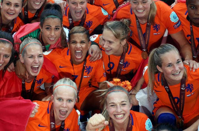 Mandatory Credit: Photo by Matt West BPI Shutterstock (8984490ce) The Holland team celebrate winning the UEFA Women s Euro 2017 trophy Holland v Denmark, UEFA Women s Euro 2017, Final, FC Twente Stadion, Enschede, the Netherlands - 6 August 2017 EDITORIAL USE ONLY No use with unauthorised audio, video, data, fixture lists, club league logos or live services. Online in-match use limited to 75 images, no video emulation. No use in betting, games or single club league player publications. Holland v Denmark, UEFA Women s Euro 2017, Final, FC Twente Stadion, Enschede, the Netherlands - 6 August 2017 EDITORIAL USE ONLY No use with unauthorised audio, video, data, fixture lists, club league logos or live services. Online in-match use limited to 75 images, no video emulation. No use in betting, games or single club league player publications. Copyright: xMattxWest BPI Shutterstockx 8984490ce