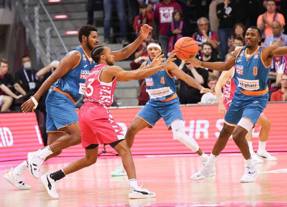 Jackson TB Bonn 33 , Telekom Baskets Bonn vs Ratiopharm Ulm, Basketball, 1 Easy Credit Bundesliga, 2 Matchday, 29 09 2021, Telekom Baskets Bonn vs Ratiopharm Ulm, Basketball, 1 Easy Credit Bundesliga, 2 Matchday, 29 09 2021, Photo EIBNER Joerg Niebergall Bonn Copyright: xJoergxNiebergall Eibner-Pressefox EP_JNL