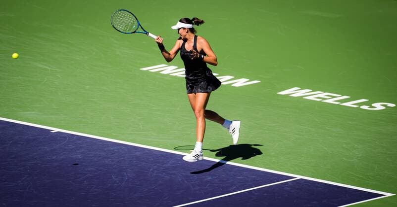Mandatory Credit: Photo by Rob Prange Shutterstock (12524631u) Garbine Muguruza of Spain in action during the second round at the 2021 BNP Paribas Open WTA, Tennis Damen 1000 tennis tournament BNP Paribas Open, Tennis, Day 4, Indian Wells Tennis Garden, California, USA - 09 Oct 2021 BNP Paribas Open, Tennis, Day 4, Indian Wells Tennis Garden, California, USA - 09 Oct 2021 Copyright: xRobxPrange Shutterstockx 12524631u