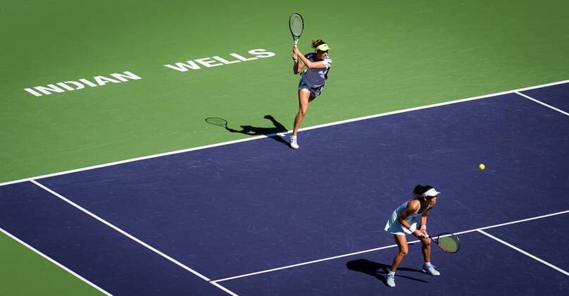 Mandatory Credit: Photo by Rob Prange Shutterstock (12524640k) Su-Wei Hsieh of Chinese Taipeh & Elise Mertens of Belgium in action during the doubles final of the 2021 BNP Paribas Open WTA, Tennis Damen 1000 tennis tournament BNP Paribas Open, Tennis, Day 11, Indian Wells Tennis Garden, California, USA - 16 Oct 2021 BNP Paribas Open, Tennis, Day 11, Indian Wells Tennis Garden, California, USA - 16 Oct 2021 Copyright: xRobxPrange Shutterstockx 12524640k