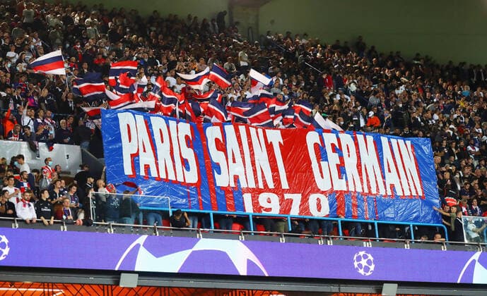 Paris SG RB Leipzig 19 10 2021 Paris, 19 10 2021, Parc des Princes, Football, UEFA Champions League, Group A, Matchday 3 , FC Paris Saint Germain vs RB Leipzig , In picture Fans of Paris , UEFA regulations prohibit any use of photographs as image sequences and or quasi video ,