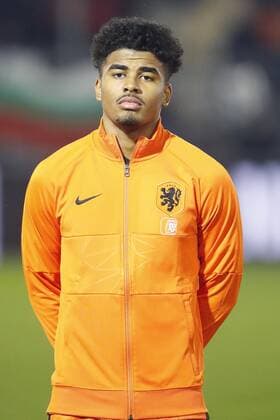 ALMERE, 12-11-2021, Yanmar Stadium, football, U21, U 21 UEFA EURO, EM, Europameisterschaft,Fussball Qualifying, EM, Europameisterschaft round, season 2021 2022, during the match Netherlands u21 - Bulgaria u21, Netherlands U21 player Ian Maatsen Netherlands U21 - Bulgaria U21 x14319270x Copyright: