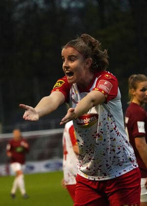 14 11 2021, Frauen Fussball GER, Saison 21 22, 2 Bundesliga , 1 FC Köln 1,FFC Turbine Potsdam , Franz Kremer stadion Köln Myrthe Moorrees, FC Köln, Aktion, Einzelbild, Foto Chai von der Laage DFL regulations prohibit any use of photographs as image sequences and or quasi video EDITORIAL USE ONLY
