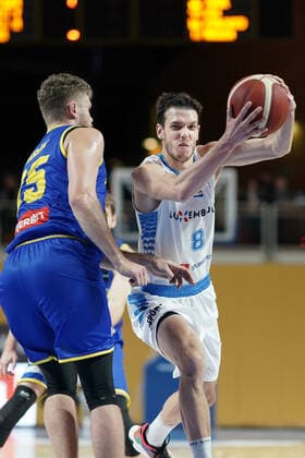 Basketball Eurobasket messieurs 28 11 2021, Basketball Eurobasket messieurs, Men, Season 2021 2022, Luxembourg, Luxembourg, Coque, Gymnase Coque, Luxembourg, Luxembourg LUX Romania, Romania ROM vl Rolland Torok Romania, ROM 25 Thomas Gruen FLBB Luxembourg 8