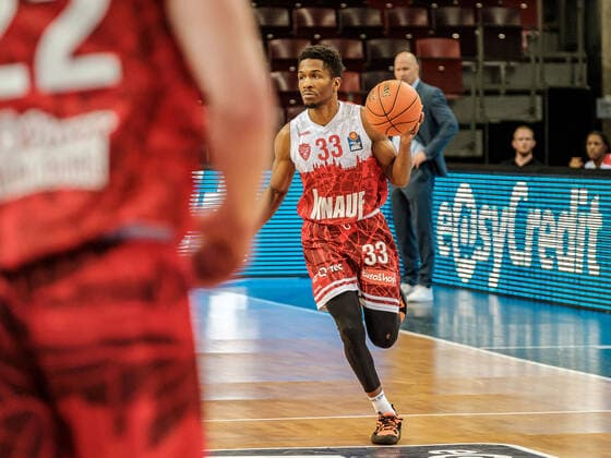 Kerron Johnson S Oliver Wurzburg, 33 , MHP Riesen Ludwigsburg S Oliver Wurzburg , Basketball, Bundesliga, 9 Spieltag, Spielzeit 2021 2022, 05 12 2021, MHP Riesen Ludwigsburg S Oliver Wurzburg , Basketball, Bundesliga, 9 Spieltag, Spielzeit 2021 2022, 05 12 2021 Ludwigsburg Copyright: xAntonioxChiok Eibner-Pressefotox EP_ACK
