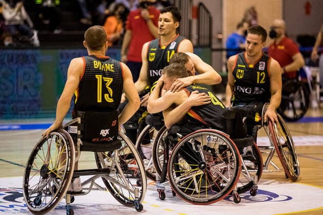 European Championship Wheelchair Basketball 08 12 2021 MADRID, SPAIN December 8 Wheelchair Basketball, Spain vs Germany Men, on Day 5 of the European Championship Wheelchair Basketball on 08 12 2021 at Polid Municipal Francisco Fernandez Ochoa in Madrid, Spain Happy faces after the win against Spain Thomas Boehme Germany, 13 , Jan Haller Germany, 10 , Philip Schorp Germany, 4 , Jens Albrecht Germany, 12 Copyright: xBEAUTIFULxSPORTS Wunderlx