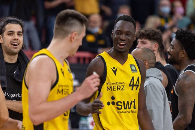 Bakary Dibba Tigers Tuebingen, 44 Tigers Tuebingen vs wiha Panthers Schwenningen, 2 Basketball Bundesliga, Pro A, Barmer 2 Basketball, 15 Matchday , Season 2021 2022, 23 12 2021 Tigers Tuebingen vs wiha Panthers Schwenningen, 2 Basketball Bundesliga, Pro A, Barmer 2 Basketball, 15 Matchday , Season 2021 2022, 23 12 2021 Tuebingen Copyright: xNinaxSanderx xEibnerxPressefotox EP_NSR