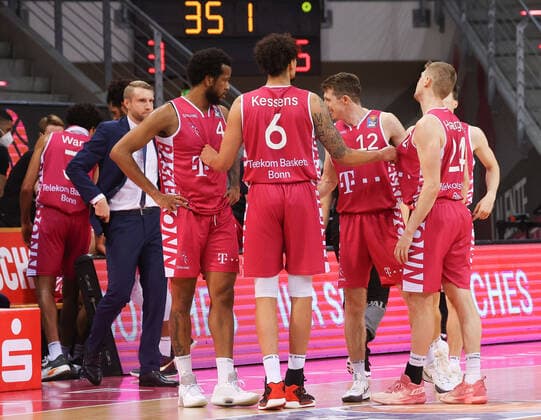 Disappointed Bonner, Telekom Baskets Bonn vs Hamburg Towers, Basketball, 1 Easy Credit Bundesliga, 16 Spieltag, 09 01 2022, Telekom Baskets Bonn vs Hamburg Towers, Basketball, 1 Easy Credit Bundesliga, 16 Spieltag, 09 01 2022, Photo EIBNER Joerg Niebergall Bonn Copyright: xJoergxNiebergall Eibner-Pressefox EP_JNL