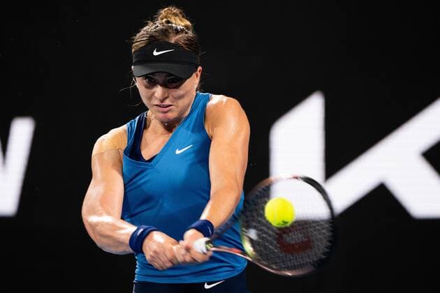 Mandatory Credit: Photo by Shutterstock (12757262ce) Paula Badosa in action during her round of 16 match Sydney Tennis Classic, Day 4, Tennis, Olympic Park, Sydney, Australia - 12 Jan 2022 Sydney Tennis Classic, Day 4, Tennis, Olympic Park, Sydney, Australia - 12 Jan 2022 Copyright: xShutterstockx 12757262ce
