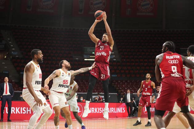 Augustine Rubit Bayern Basketball, 21 at the throw GER, FC Bayern Basketball vs AS Monaco, Basketball, EuroLeague, 2021 2022 season, 13 01 2022, GER, FC Bayern Basketball vs AS Monaco, Basketball, EuroLeague, 2021 2022 season, 13 01 2022 Munich. Copyright: xEIBNER MarcelxEngelbrechtx EP_EER