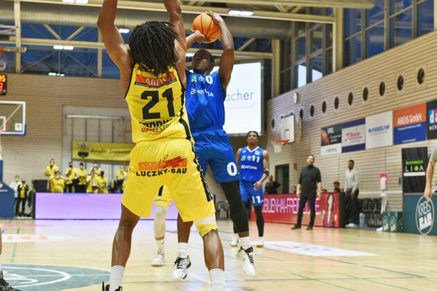 Trevion Marcell Crewa PS Karlsruhe Lions 0 VfL Kirchheim Knights vs PS Karlsruhe Lions Basketball, Men, Barmer, 2 Basketball Bundesliga, ProA Hauptrunde , 20 Spieltag, 16 01 2022 Foto Eibner Tobias Baur VfL Kirchheim Knights vs PS Karlsruhe Lions Basketball, Barmer, 2 Basketball Bundesliga, 2 BBL, Liga Pro A, 20 Spieltag, 16 01 2022 Kirchheim Teck Copyright: xEibner-Pressefotox EP_TBR