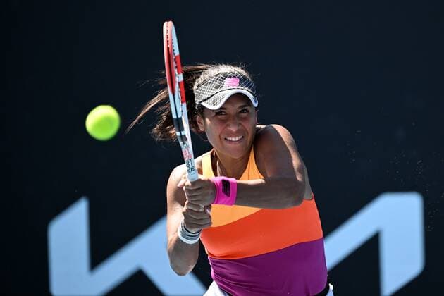 Mandatory Credit: Photo by James Gourley Shutterstock (12765058dq) Heather Watson during her second round match Australian Open, Day Four, Tennis, Melbourne Park, Melbourne, Australia - 20 Jan 2022 Australian Open, Day Four, Tennis, Melbourne Park, Melbourne, Australia - 20 Jan 2022 Copyright: xJamesxGourley Shutterstockx 12765058dq