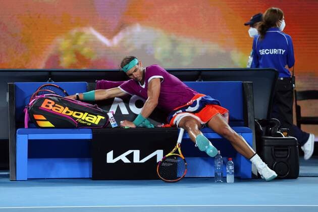 Mandatory Credit: Photo by Ella Ling Shutterstock (12765070cz) Rafael Nadal during his third round match Australian Open, Day Five, Tennis, Melbourne Park, Melbourne, Australia - 21 Jan 2022 Australian Open, Day Five, Tennis, Melbourne Park, Melbourne, Australia - 21 Jan 2022 Copyright: xEllaxLing Shutterstockx 12765070cz