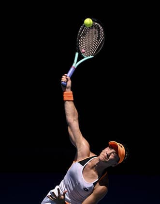 Mandatory Credit: Photo by James Gourley Shutterstock (12765088aj) Danka Kovinic in third round action Australian Open, Day Six, Tennis, Melbourne Park, Melbourne, Australia - 22 Jan 2022 Australian Open, Day Six, Tennis, Melbourne Park, Melbourne, Australia - 22 Jan 2022 Copyright: xJamesxGourley Shutterstockx 12765088aj