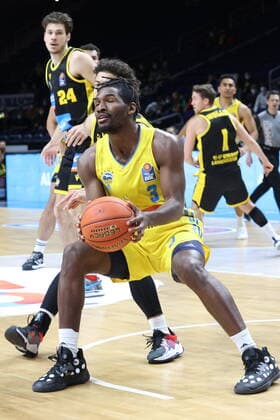 DEU, easyCredit BBL, ALBA vs Ludwigsburg, 23 01 2022, Mercedes Benz Arena, Berlin, DEU, easyCredit BBL, ALBA vs Ludwigsburg, in picture Jaleen Smith ALBA Berlin 3 , Jonah Radrbaugh Ludwigsburg 12 nordphotoxGmbHx xEngler nph00076