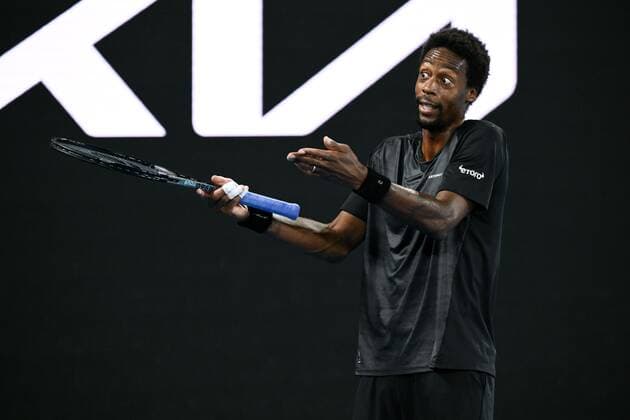 Mandatory Credit: Photo by James Gourley Shutterstock (12773752hj) Gael Monfils during his quarter-final match Australian Open, Day Nine, Tennis, Melbourne Park, Melbourne, Australia - 25 Jan 2022 Australian Open, Day Nine, Tennis, Melbourne Park, Melbourne, Australia - 25 Jan 2022 Copyright: xJamesxGourley Shutterstockx 12773752hj