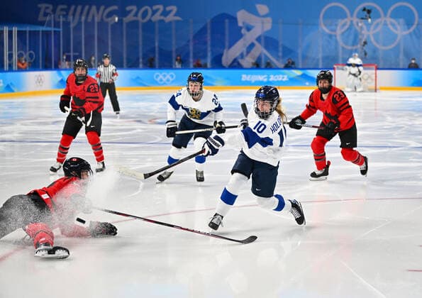 (220205) -- BEIJING, Feb. 5, 2022 -- Elisa Holopainen (2nd R, front) of Finland shoots during the Ice hockey, Eishockey women s preliminary round group A match between Canada and Finland at Wukesong Sports Centre in Beijing, capital of China, Feb. 5, 2022. ) (BEIJING2022)CHINA-BEIJING-OLYMPIC Winter games, Winterspiele,Spiele, Summer games ICE HOCKEY-WOMEN S PRELIMINARY-CANADA VS FINLAND SongxYanhua