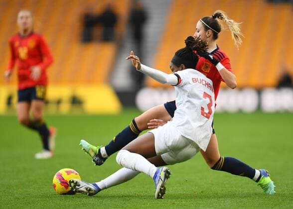Mandatory Credit: Photo by Anna Gowthorpe Shutterstock (12819430bh) Kadeisha Buchanan of Canada and Athenea del Castillo of Spain Spain Women v Canada Women, Arnold Clark Cup 2022, Football, Molineux, Wolverhampton, UK - 23 Feb 2022 EDITORIAL USE ONLY No use with unauthorised audio, video, data, fixture lists, club league logos or live services. Online in-match use limited to 120 images, no video emulation. No use in betting, games or single club league player publications. Spain Women v Canada Women, Arnold Clark Cup 2022, Football, Molineux, Wolverhampton, UK - 23 Feb 2022 EDITORIAL USE ONLY No use with unauthorised audio, video, data, fixture lists, club league logos or live services. Online in-match use limited to 120 images, no video emulation. No use in betting, games or single club league player publications. Copyright: xAnnaxGowthorpe Shutterstockx 12819430bh