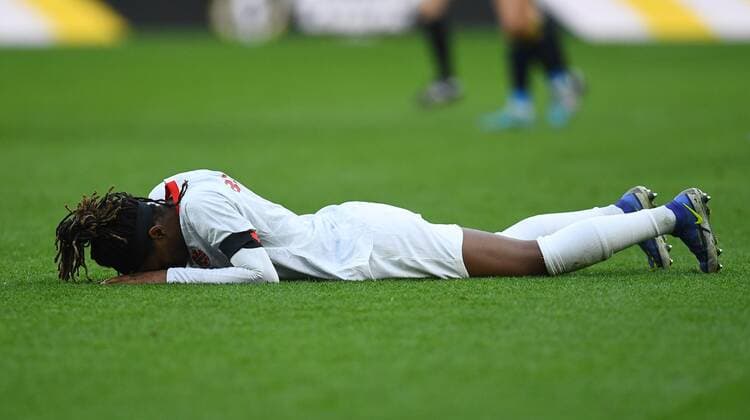 Mandatory Credit: Photo by Anna Gowthorpe Shutterstock (12819430bu) Kadeisha Buchanan of Canada is dejected at full time Spain Women v Canada Women, Arnold Clark Cup 2022, Football, Molineux, Wolverhampton, UK - 23 Feb 2022 EDITORIAL USE ONLY No use with unauthorised audio, video, data, fixture lists, club league logos or live services. Online in-match use limited to 120 images, no video emulation. No use in betting, games or single club league player publications. Spain Women v Canada Women, Arnold Clark Cup 2022, Football, Molineux, Wolverhampton, UK - 23 Feb 2022 EDITORIAL USE ONLY No use with unauthorised audio, video, data, fixture lists, club league logos or live services. Online in-match use limited to 120 images, no video emulation. No use in betting, games or single club league player publications. Copyright: xAnnaxGowthorpe Shutterstockx 12819430bu