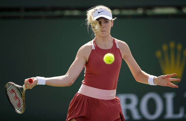 Mandatory Credit: Photo by Ella Ling Shutterstock (12842975p) Katie Boulter of GBR in action BNP Paribas Open, Tennis, Day 2, Indian Wells Tennis Garden, California, USA - 10 Mar 2022 BNP Paribas Open, Tennis, Day 2, Indian Wells Tennis Garden, California, USA - 10 Mar 2022 Copyright: xEllaxLing Shutterstockx 12842975p