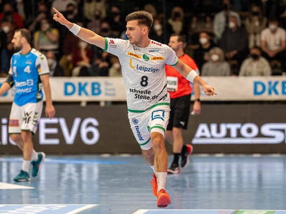 Cheering for Lucas Krzikalla SC DHfK Leipzig, 08 after scoring a goal, Frisch Auf Goeppingen vs SC DHfK Leipzig, Handball, Men, 1 Bundesliga, 12 03 2022 EIBNER Michael Schmidt Frisch Auf Goeppingen vs SC DHfK Leipzig, Handball, Men, 1 Bundesliga, 12 03 2022 Goeppingen Copyright: xEIBNER MichaelxSchmidtx EP_MST