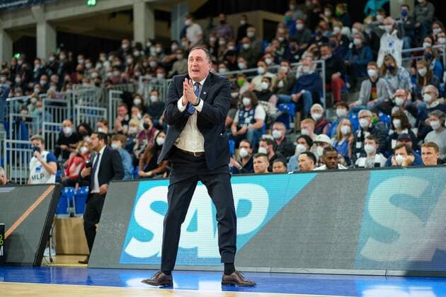 Branislav Ignjatovic MLP Academics Heidelberg,Head Coach , MLP Academics Heidelberg vs Basketball Loewen Braunschweig, Basketball, easyCredit Bundesliga, 25 Spieltag, Saison 2021 2022, 12 03 2022, MLP Academics Heidelberg vs Basketball Loewen Braunschweig, Basketball, easyCredit Bundesliga, 25 Spieltag, Saison 2021 2022, 12 03 2022, Heidelberg Copyright: xEibner-Pressefotox EP_EER