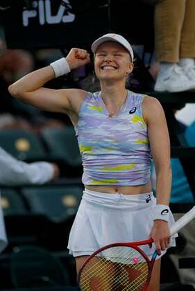 Mandatory Credit: Photo by Ella Ling Shutterstock (12845054cc) Harriet Dart of GBR celebrates on match point BNP Paribas Open, Tennis, Day 5, Indian Wells Tennis Garden, California, USA - 13 Mar 2022 BNP Paribas Open, Tennis, Day 5, Indian Wells Tennis Garden, California, USA - 13 Mar 2022 Copyright: xEllaxLing Shutterstockx 12845054cc