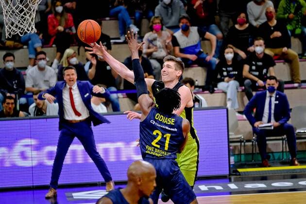 medi bayreuth EWE Baskets Oldenburg , Basketball, Bundesliga, BBL, Matchday 14, Season 2021 2022, 23 03 2022 11 Seiferth Andreas medi Bayreuth 21 Odiase, Tai EWE Oldenburg medi bayreuth EWE Baskets Oldenburg , Basketball, Bundesliga, BBL, Matchday 14, Season 2021 2022, 23 03 2022 Bayreuth Copyright: xEibner-Pressefoto ThorstenxOchsx EP_TOS
