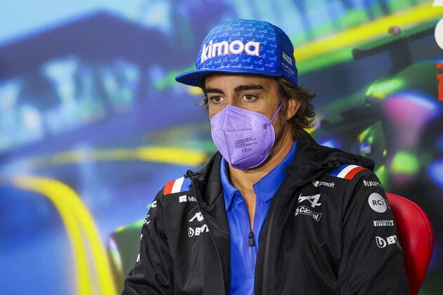 ALONSO Fernando (spa), Alpine F1 Team A522, portrait, press conference, PK, Pressekonferenz during the Formula 1 Heineken Australian Grand Prix 2022, 3rd round of the 2022 FIA Formula One World Championship, WM, Weltmeisterschaft on the Albert Park Circuit, from April 8 to 10, 2022 in Melbourne, Australia - F1 - AUSTRALIAN GRAND PRIX 2022 DPPI Panoramic 00122008_1240.JPG_